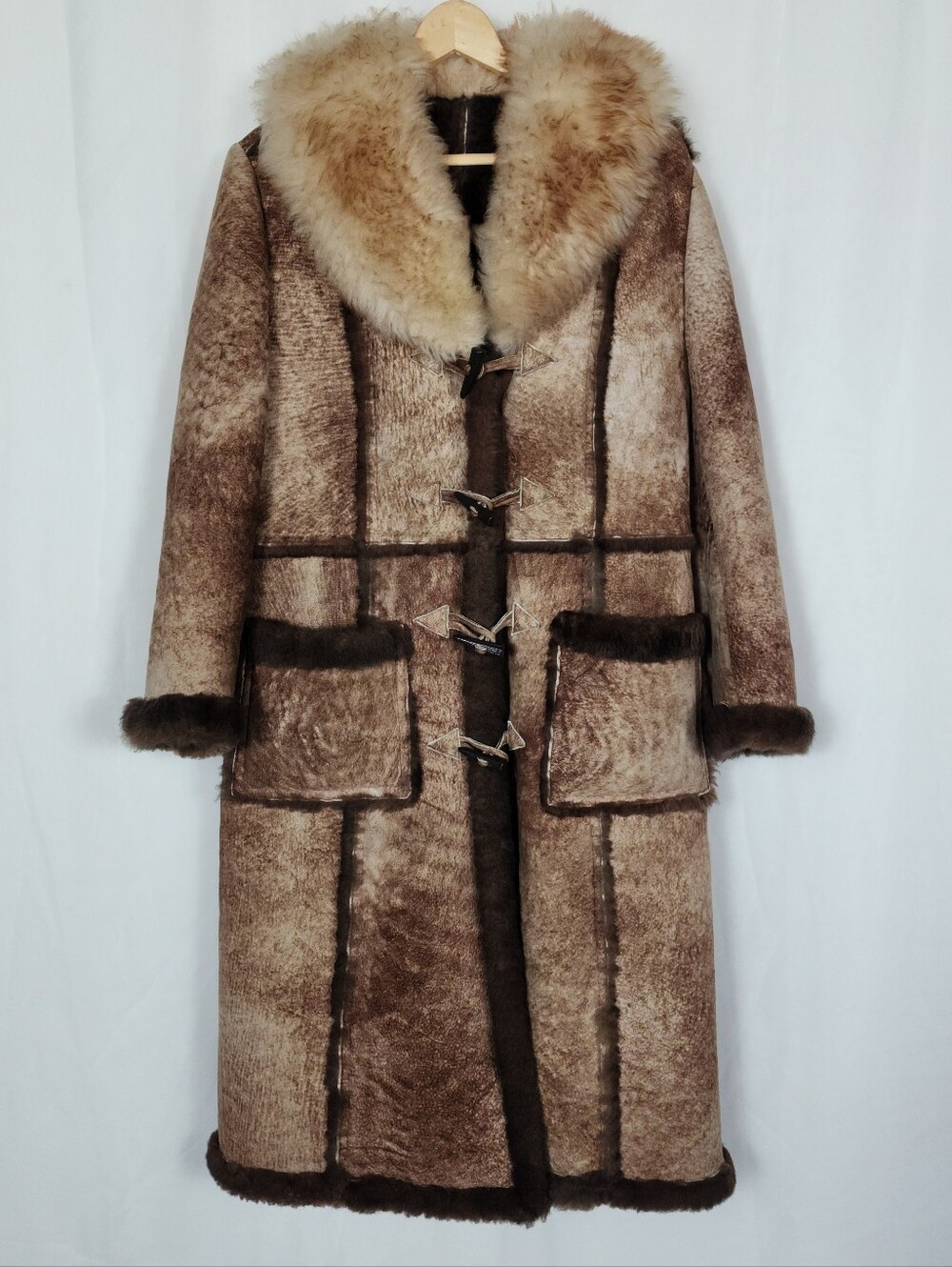 Vtg 70s heavy sheepskin coat M/L